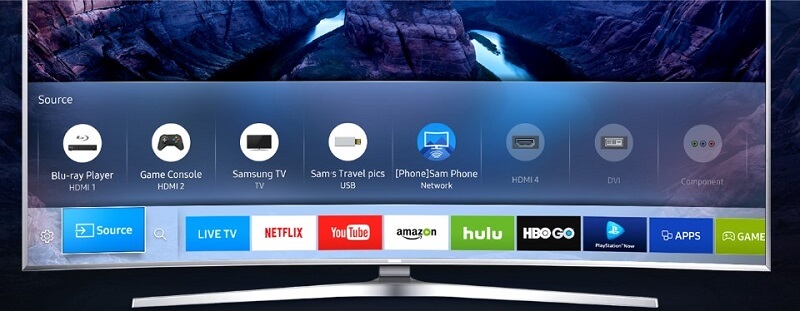 Fernseher: Man sieht einen Samsung-TV mit SmartTV-Funktionen.