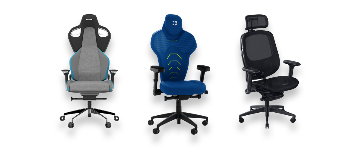 Drei Gaming-Stühle vor weißem Hintergrund. Zu sehen ist der Recaro Exo Platinum, der blaue Backforce V Plus in der PCGH-Edition und der neue Razer Fujin Pro mit Mesh-Bezug