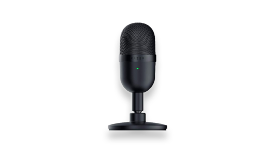 Das Streaming-Mikrofon Razer Seiren Mini in der Farbe Schwarz vor weißem Hintergrund. Das Mikrofon ist auch in Weiß und Rosé erhältlich.