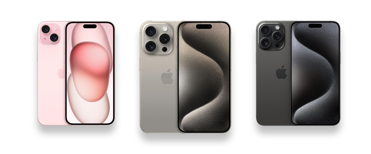 Drei Modelle des Apple iPhone 15 vor weißem Hintergrund. Zu sehen ist eines in Rosè, eines in Silbergrau und eines in Anthrazit.