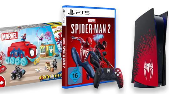 Drei Produkte rund um den Superhelden Spider-Man vor weißem Hintergrund. Zu sehen sind das Spiel Spider-Man 2, ein Lego Set und die Playstation 5 im Spider-Man-Design.